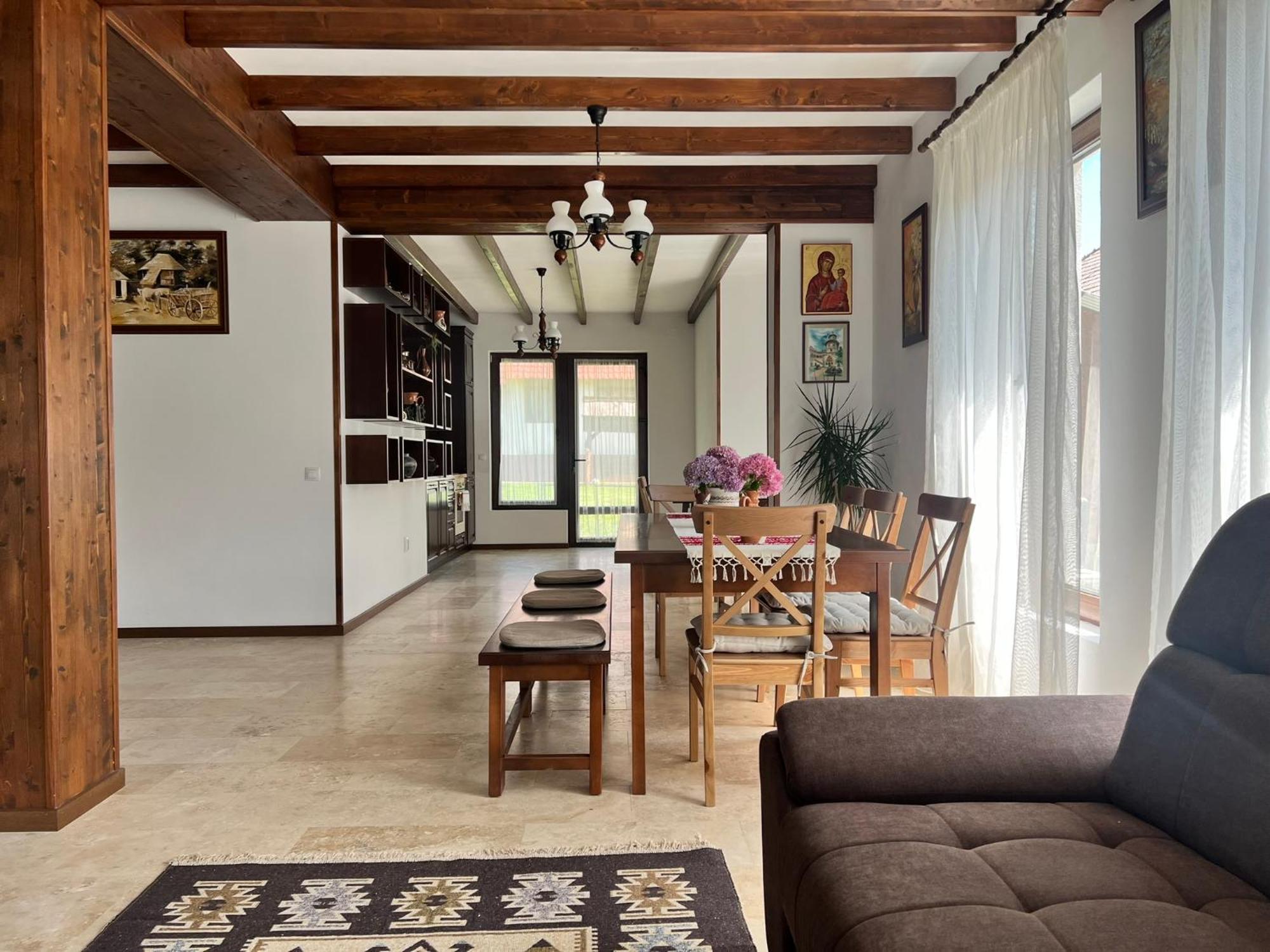Casa Tudorescu 호레주 외부 사진