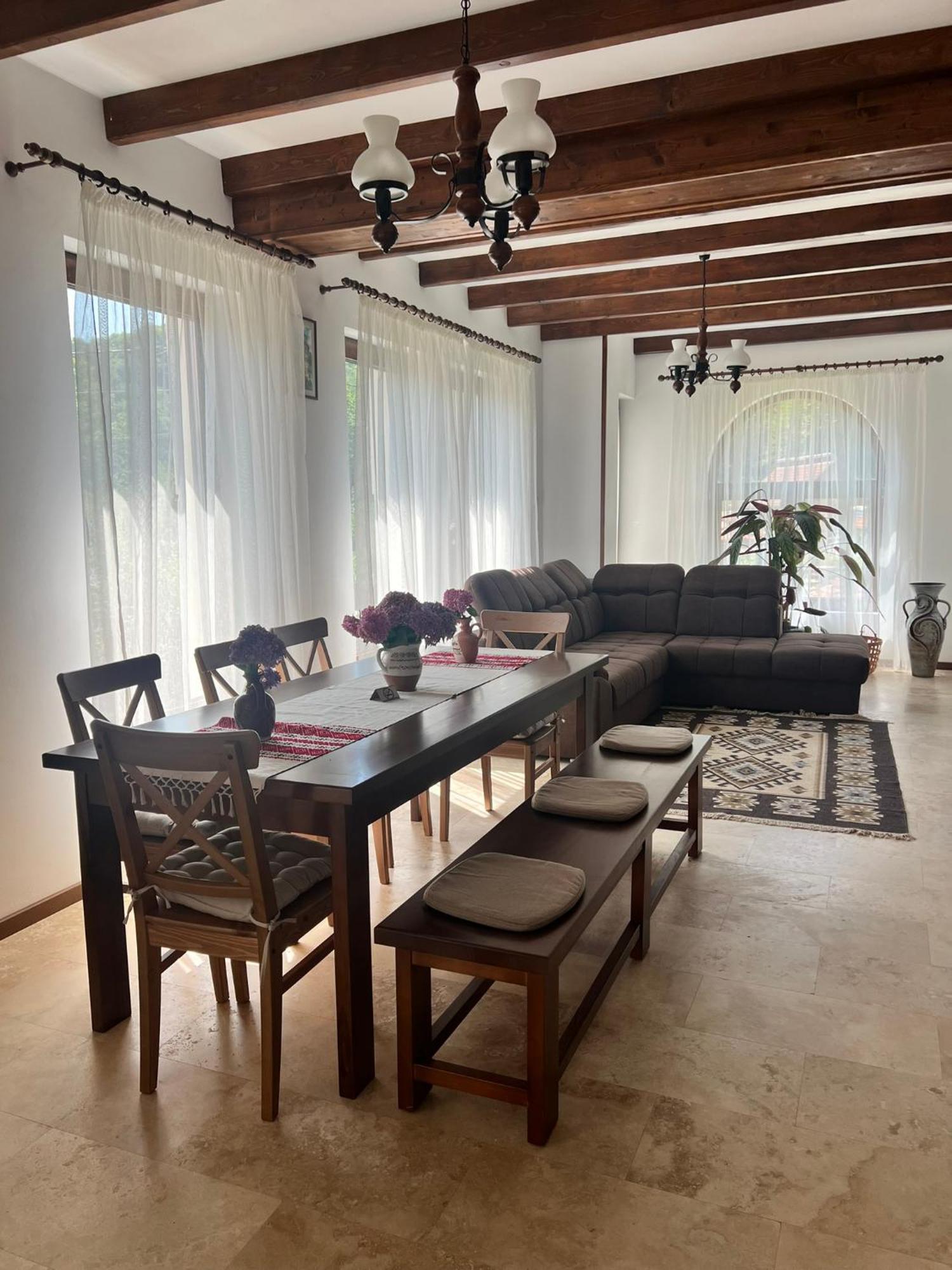 Casa Tudorescu 호레주 외부 사진