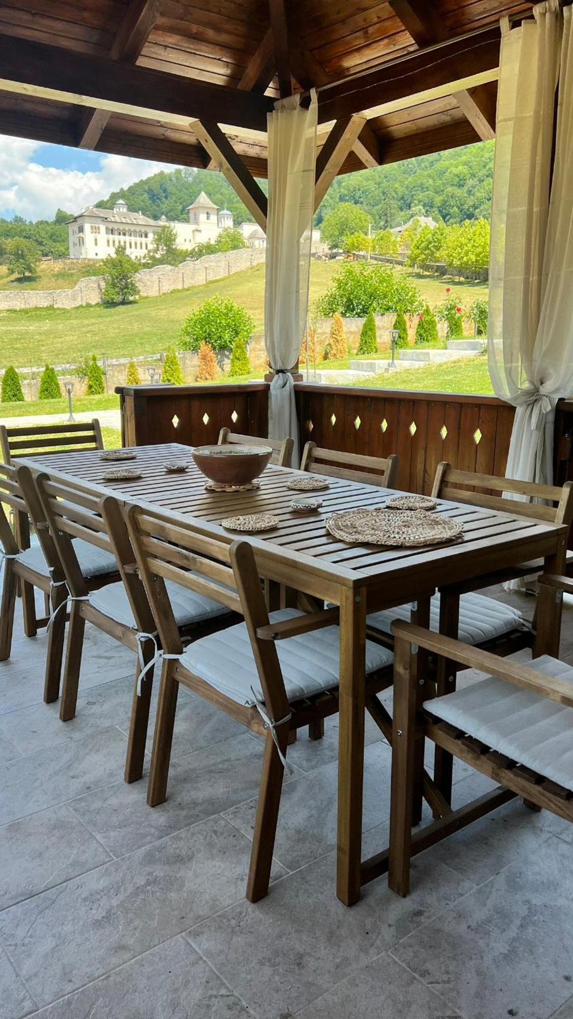 Casa Tudorescu 호레주 외부 사진
